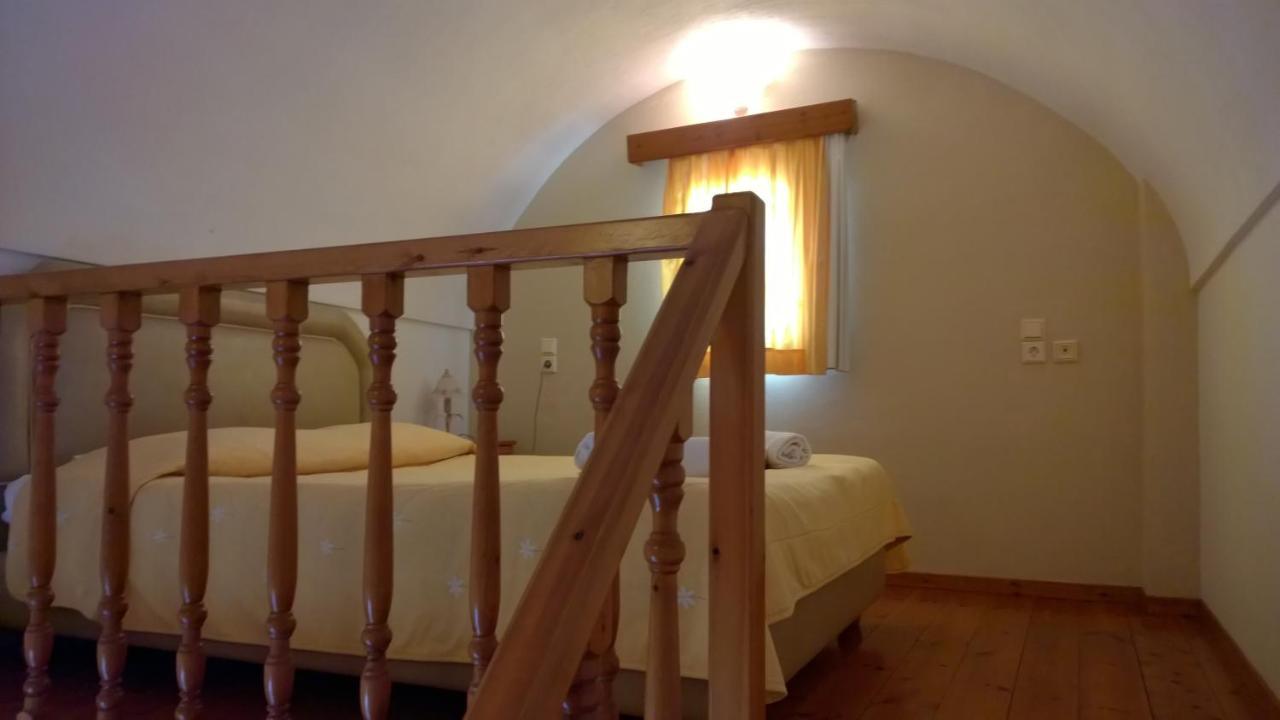 Anemomilos Suites Фира Стая снимка