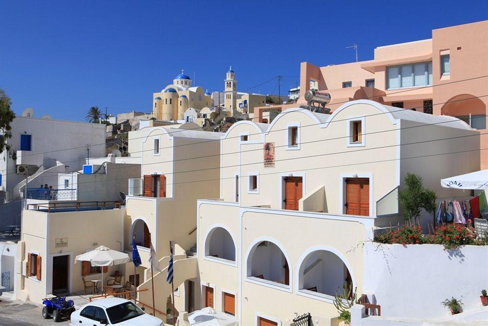 Anemomilos Suites Фира Екстериор снимка