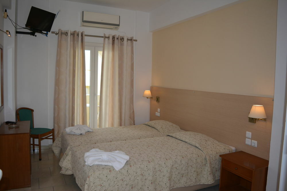 Anemomilos Suites Фира Екстериор снимка